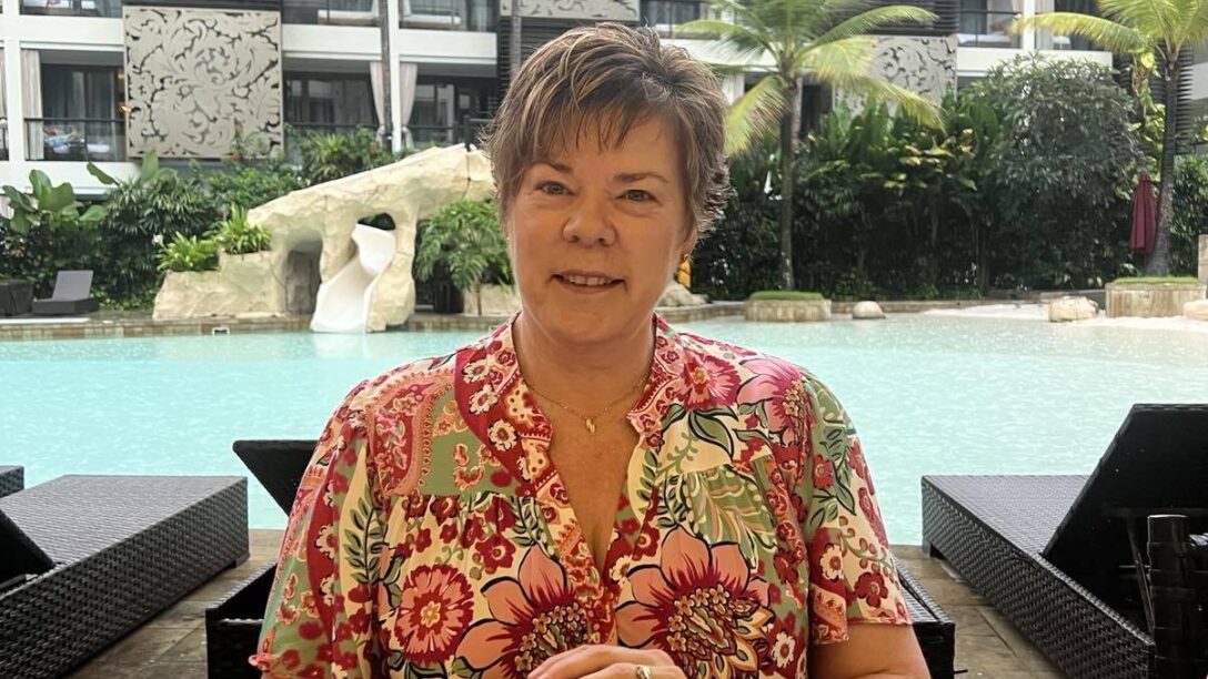 Photo of Robyn Hayes