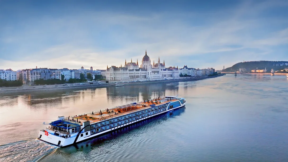 Ama Magna HU Budapest vid cap