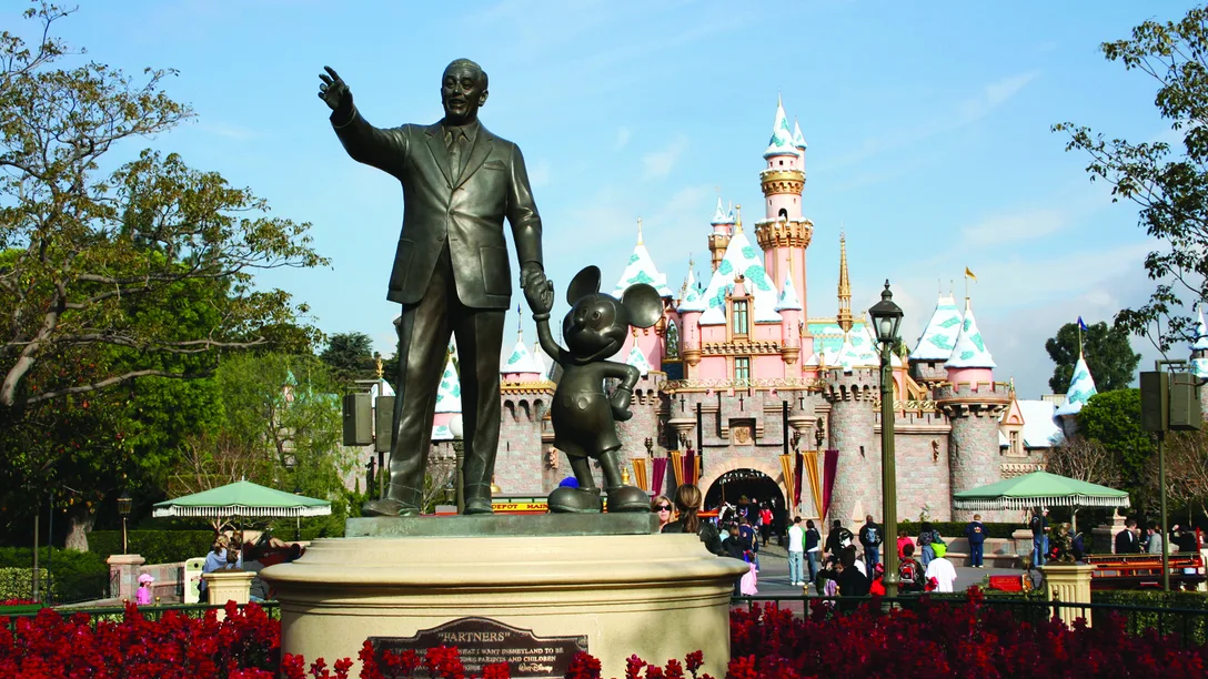Disneyland Entrance2