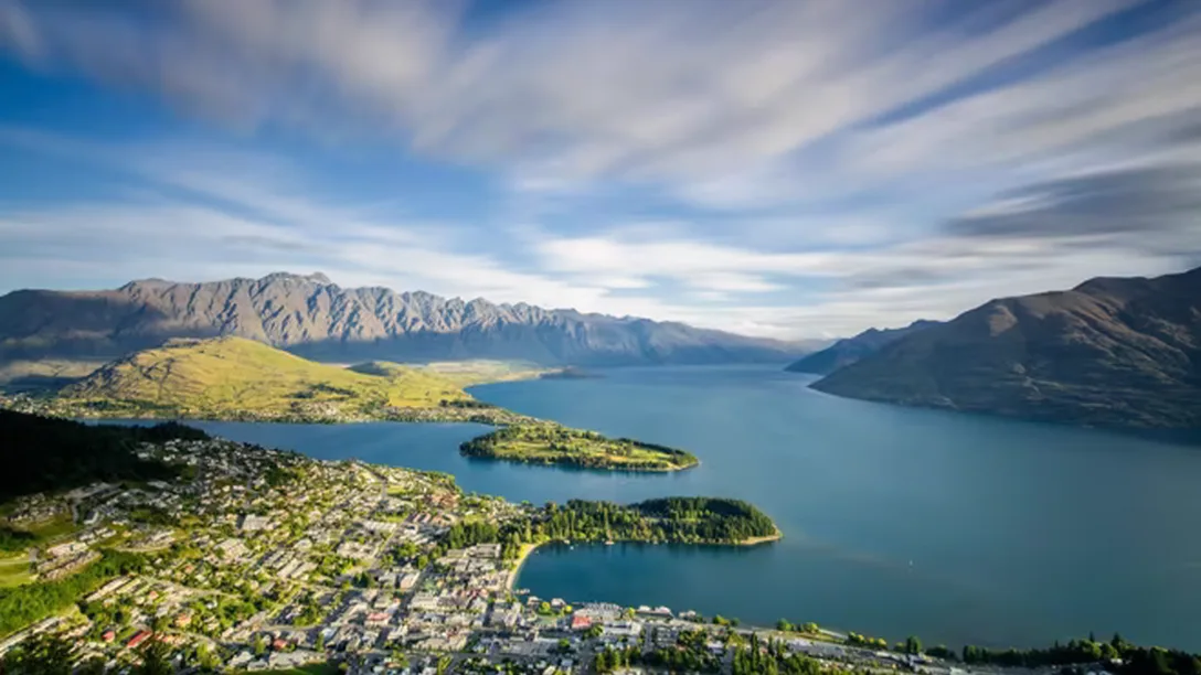 A nz south island queenstown aerial 616146746 g rf
