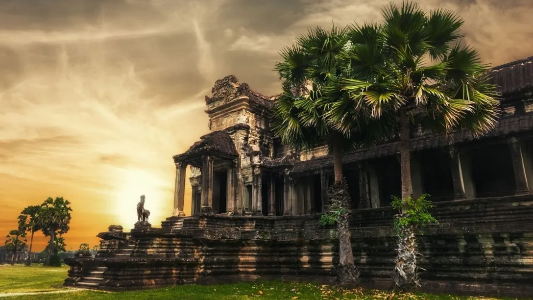 Insider Journeys Cambodia Siem Reap Amazing view of Angkor Thom temple at sunset shutterstock 244917199 1920 1024x682
