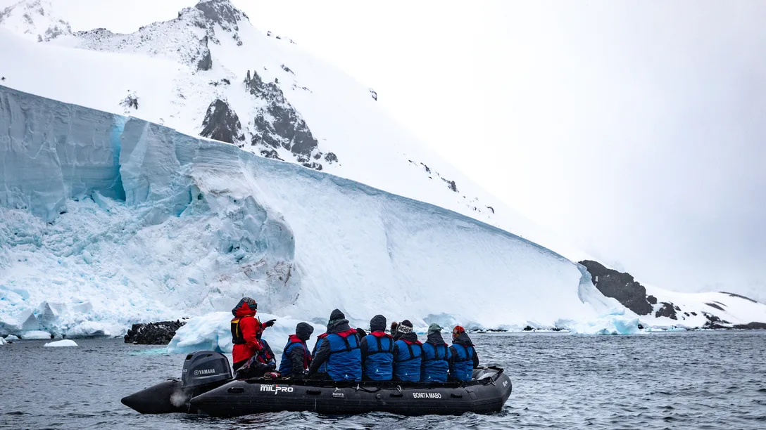 Zodiac Cruising2 C Orne Harbour2 C Antarctica2 C Pia Harboure