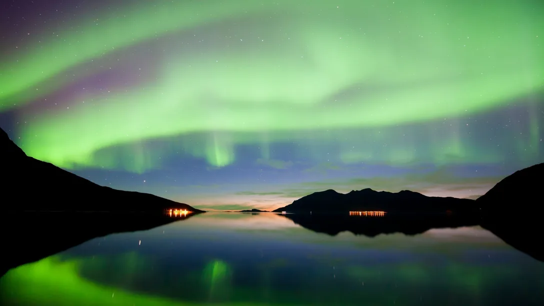 Cropped Northern L Ights over Kvaloya 001110 Gaute Bruvik www nordnorge scaled