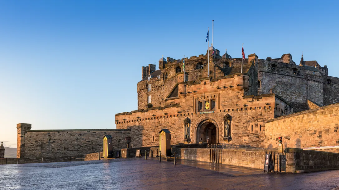 Shutterstock 522304513 Edinburgh Castle