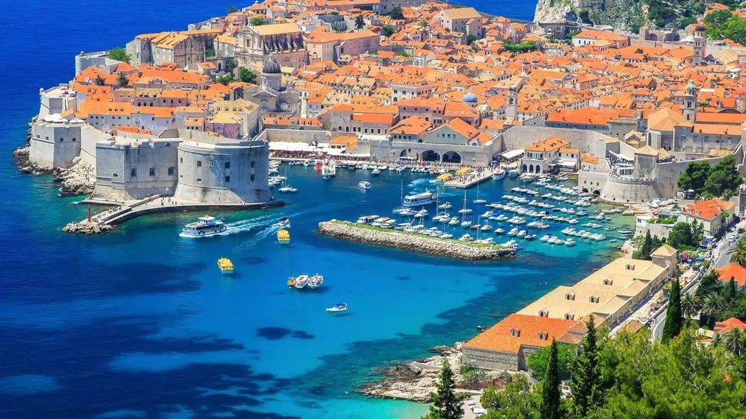21535 00 tout dubrovnik croatia travel guide