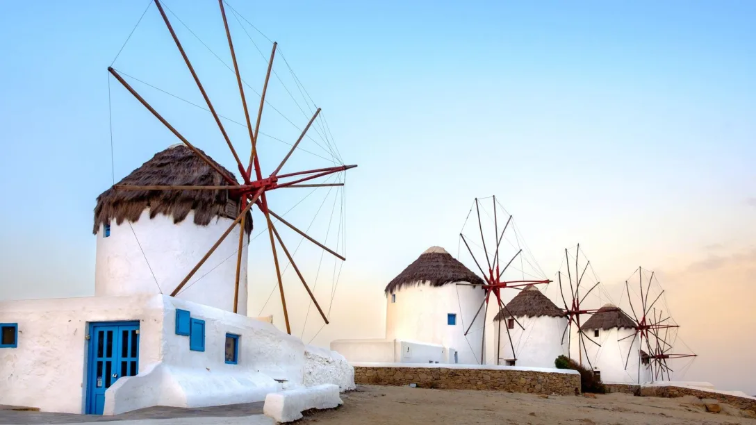 11997 shutterstock 381742897 mykonos