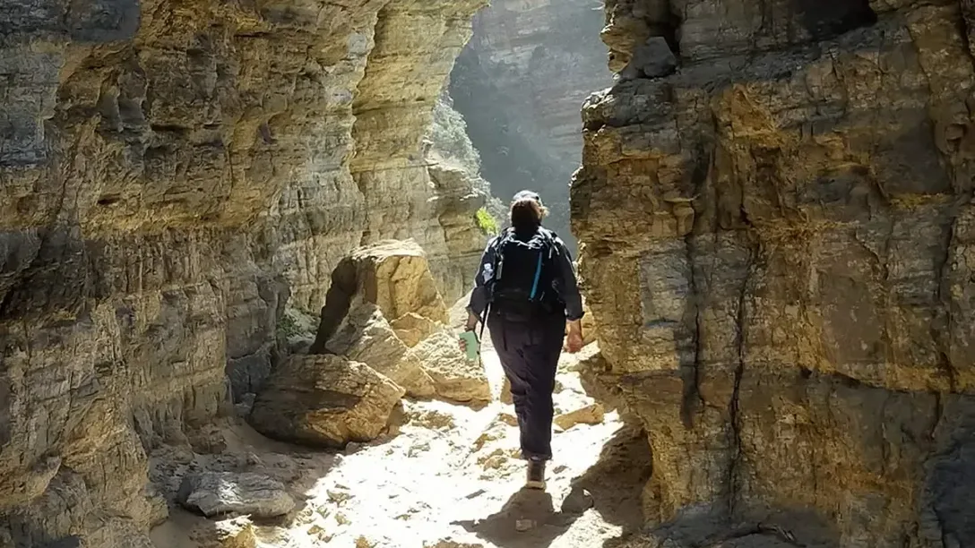 Intrepid Tasmania Bruny island Cape Queen Elizabeth walk