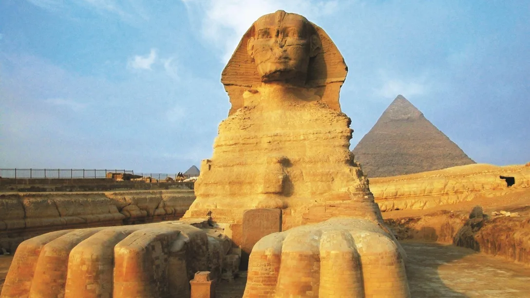 Sphinx-Cairo-Egypt-pyramid-holiday-family-view-getaway-sand