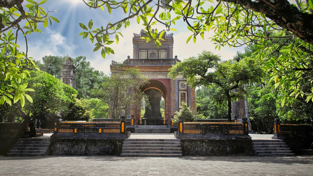 Gian reto tarnutzer eulrj CUI7 Eo unsplash Hue Vietnam
