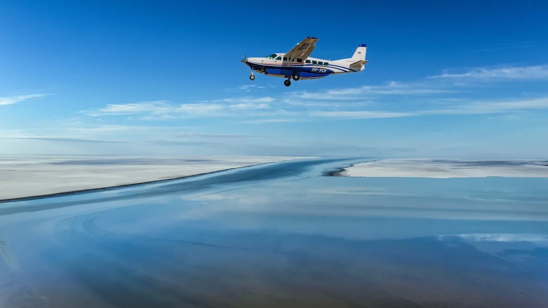 Outback Spirit lake eyre red center 5