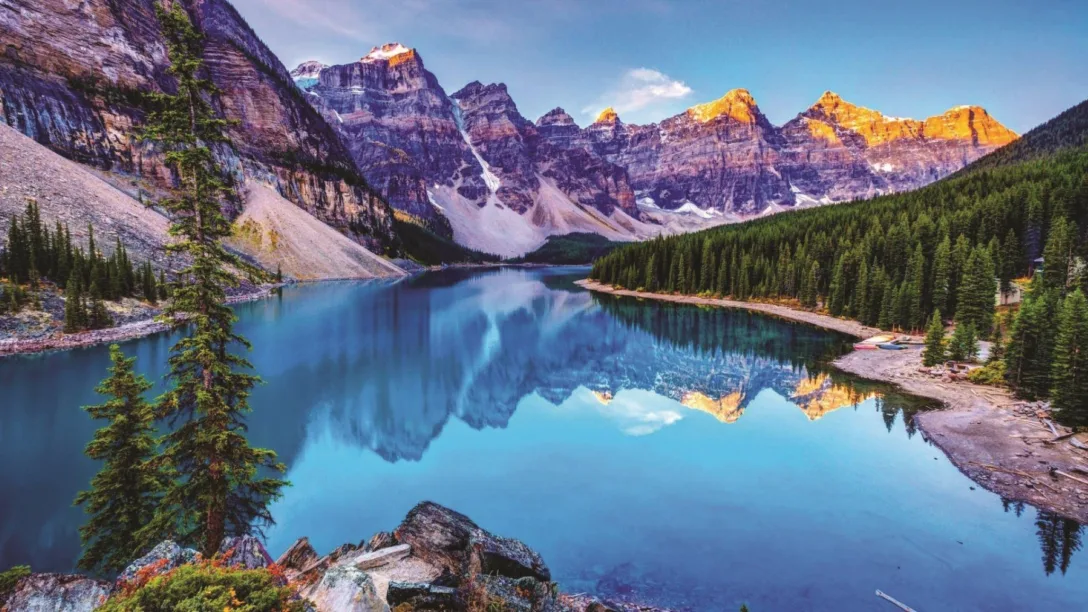 Moraine-Lake-Banff-Canada