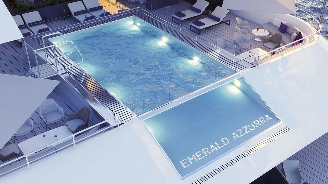 Azzura Yacht Infinity Pool