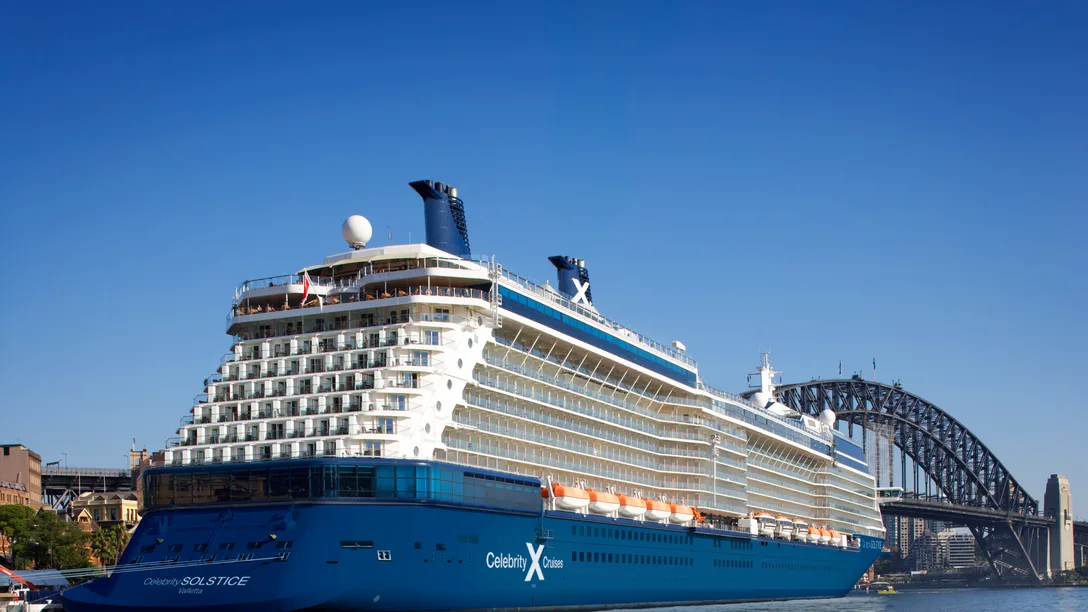 CEL SL Sydney ship exterior Solstice