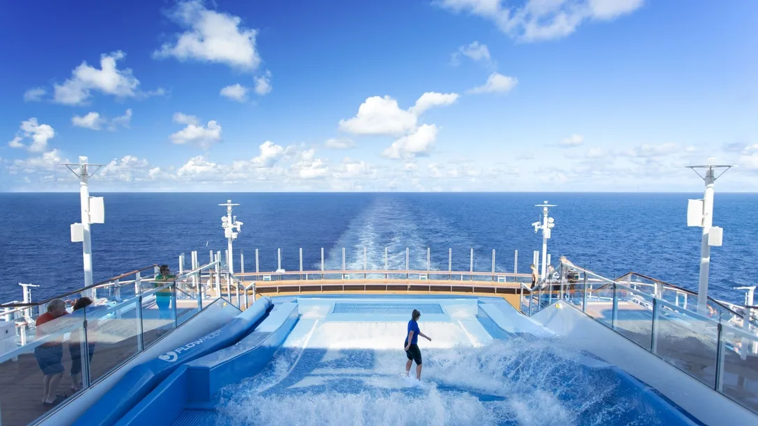 RCI_Anthem_CSDec2015_Flowrider_Wide_A