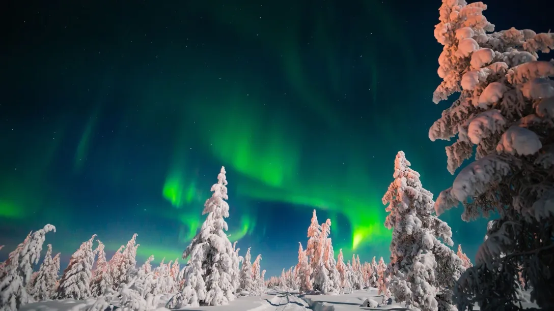 COLLETTE - Finland Northern Lights