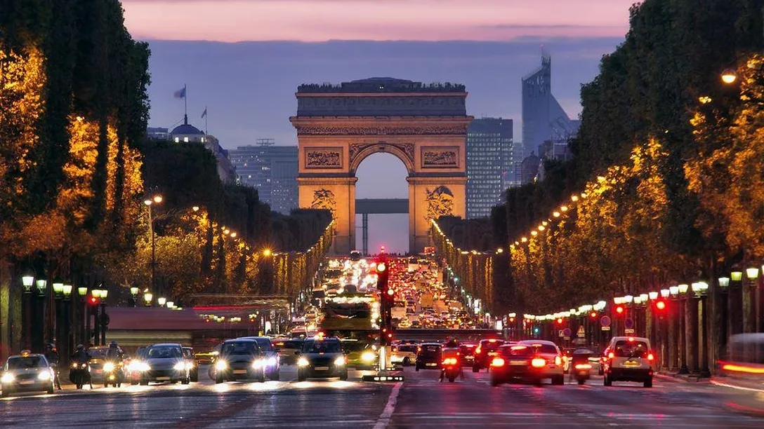 Arc-de-Triumph-Paris